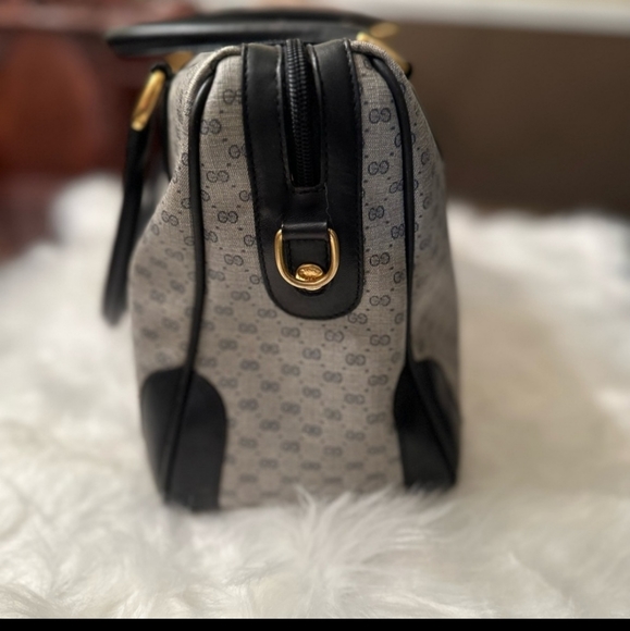 VINTAGE Gucci FAIR CONDITION - Picture 8 of 10